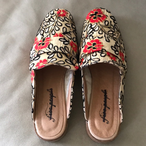 NWOB Sz 6 LAST ONE! Free People Brocade slip on - Picture 5 of 8